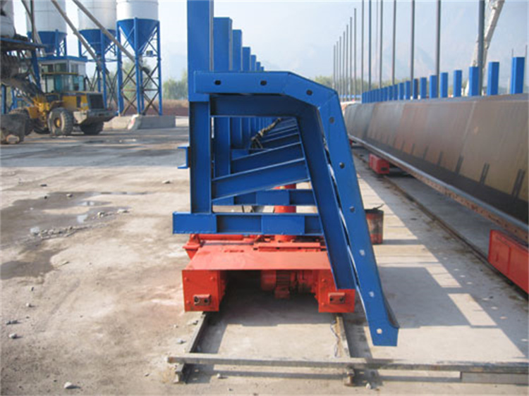 大型钢模板在使用中的好处