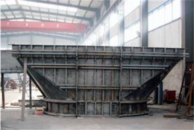 桥梁施工工程中，钢模板组装时都有哪些注意事项？