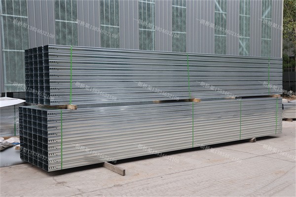 镀锌槽式大跨距桥架